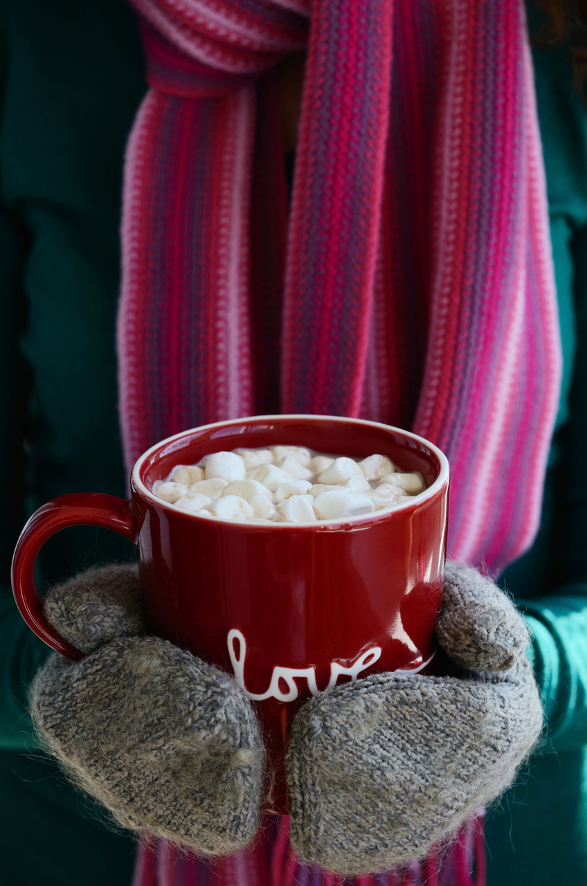 Fun & Unique Holiday Party Idea: Hot Cocoa Bar