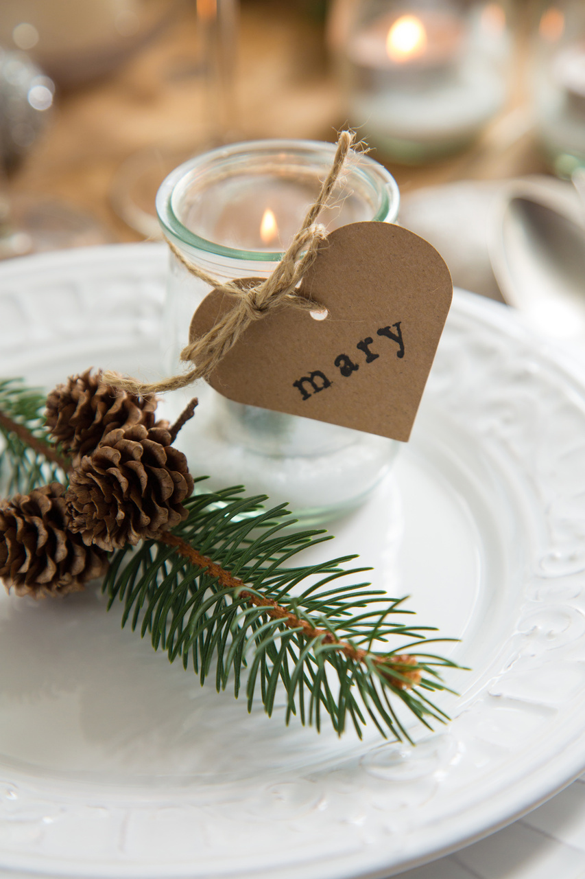 Easy Homemade Christmas Decorations