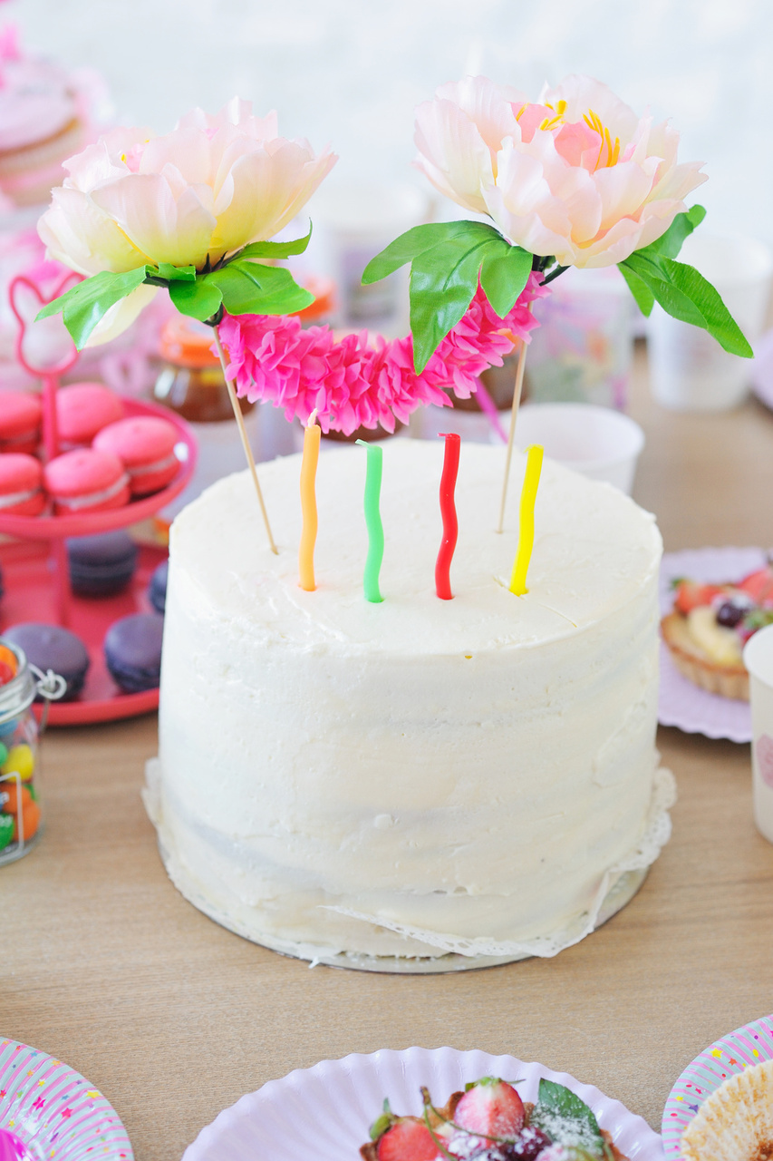 1st Birthday Cake for a Sweet Pea Theme